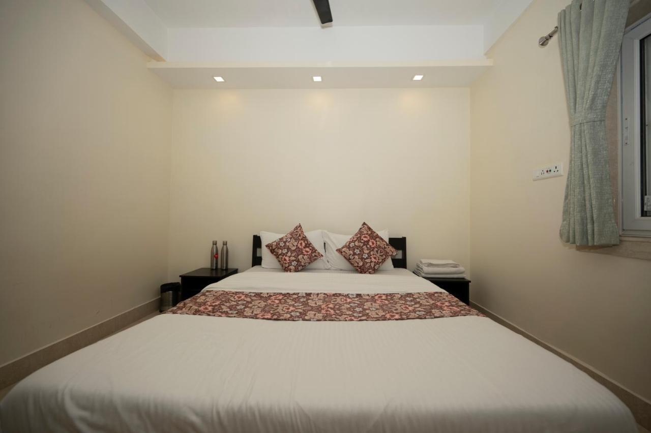 Lakeside Suites Calcutta Eksteriør billede