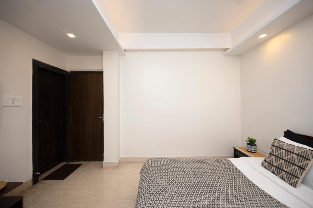 Lakeside Suites Calcutta Eksteriør billede