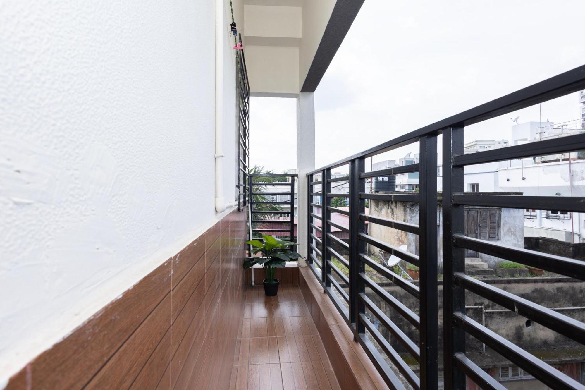 Lakeside Suites Calcutta Eksteriør billede